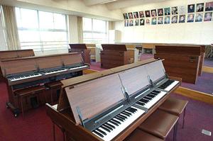 香川県観音寺市の個別指導塾「ナビ個別指導学院観音寺校」｜生徒一人ひとりの「できた!」を引き出す学習サポート